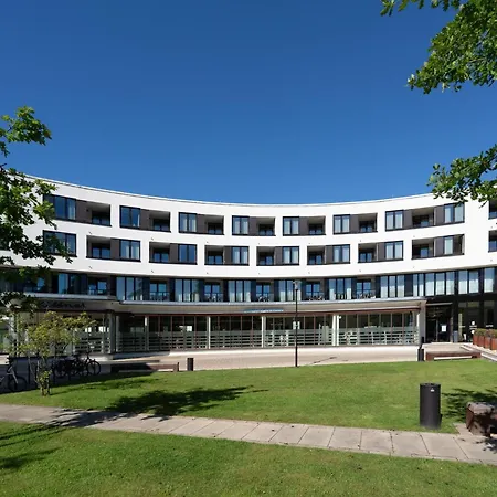 Sonnenbeschienener Ostsee-rueckzug Fuer 4 アパート